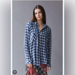 BDG Urban Outfitters Plaid Oversized Shirt. Size SMALL